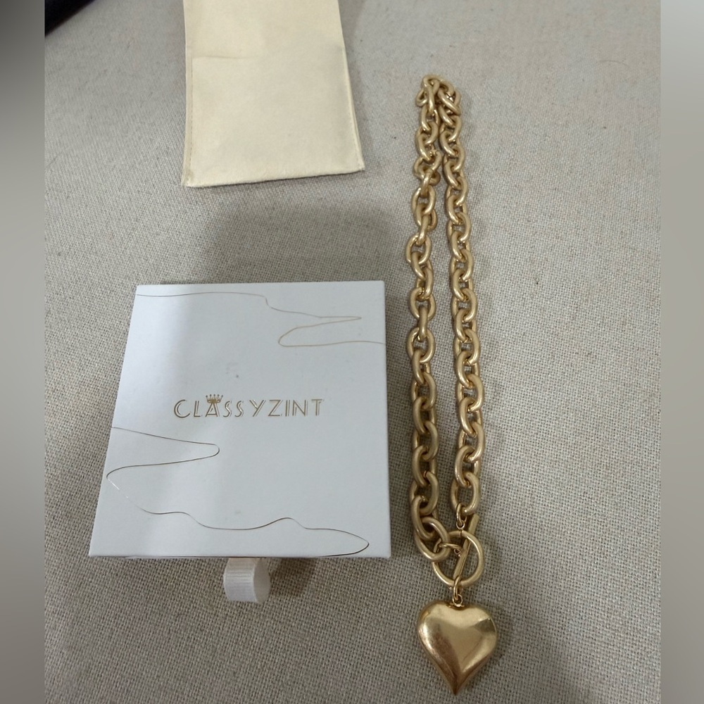 NEW gold heart chain